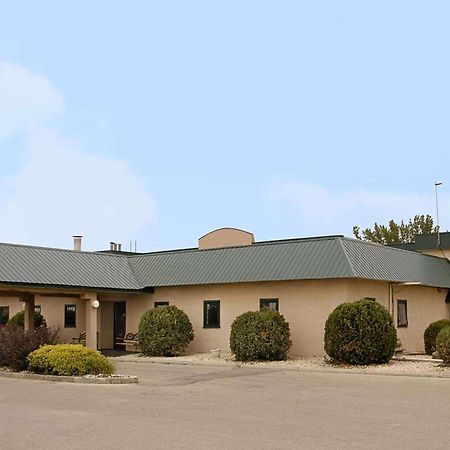 Howard Johnson By Wyndham Portage La Prairie Eksteriør billede